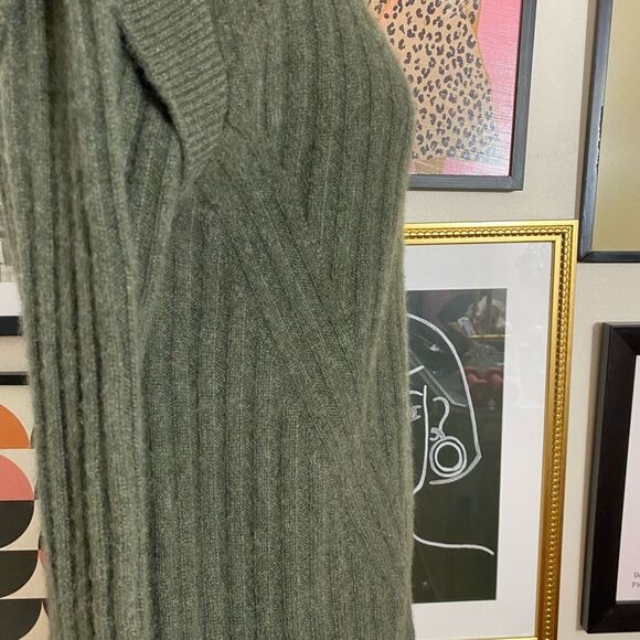 The Cashmere Project Women’s Size Small Mock Neck Sweater Deep Green Long Sleeve - Picture 10 of 10